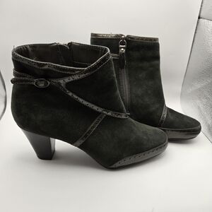 Clarks Forest Green Leather Ankle Boots Buckle Detail